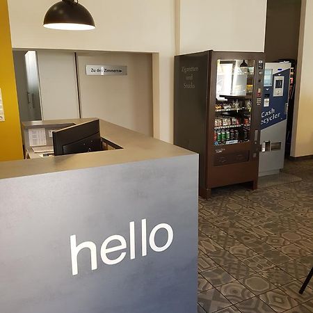 Hotel Fly ' In Offenbach am Main Bagian luar foto