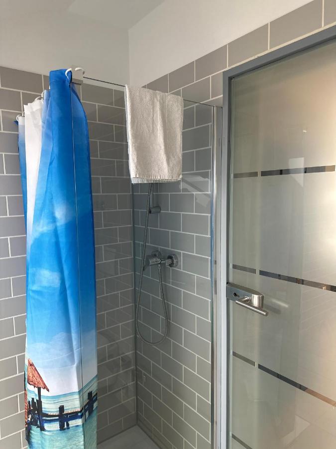 Hotel Fly ' In Offenbach am Main Bagian luar foto
